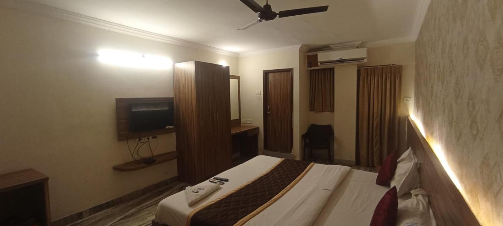 Hotel Raj Meridian, Tambaram 첸나이 외부 사진